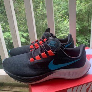 Pre-Owned: Nike Air Zoom Pegasus 37 Black/red/blue Men's Size 11